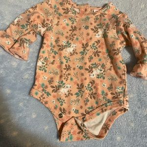 Little Lass Baby: Onsie